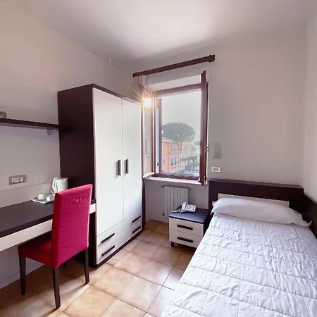 Hotel Alla Torre Garda  Exterior foto